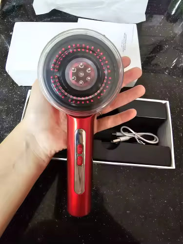 <em>Alice Thompson, New York, NY</em>